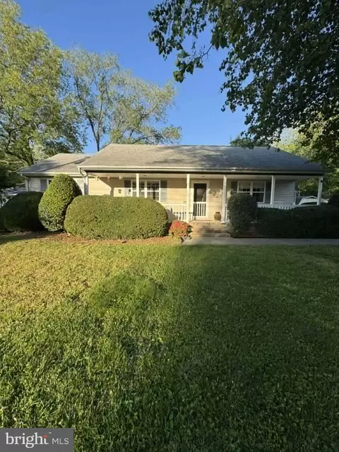 125 Shamrock Dr, Salisbury, MD 21804