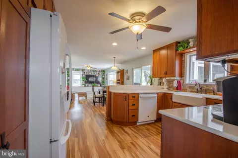 Kitchen - 30119 Providence Dr, Salisbury, MD 21804 photo 3 of 4