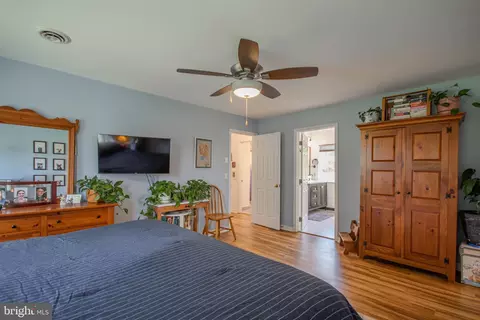 Bedroom - 30119 Providence Dr, Salisbury, MD 21804 photo 3 of 12