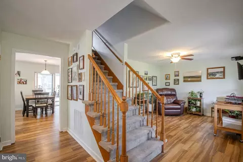 Entry Way - 30119 Providence Dr, Salisbury, MD 21804 photo 1 of 2
