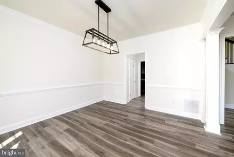 Entry Way - 6957 Amber Fields Ct, Salisbury, MD 21804 photo 5 of 16