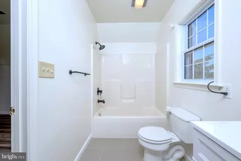 Bath - 6957 Amber Fields Ct, Salisbury, MD 21804 photo 6 of 6