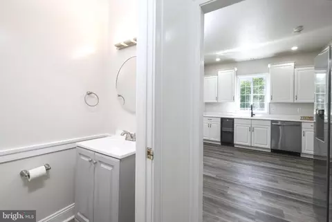 Entry Way - 6957 Amber Fields Ct, Salisbury, MD 21804 photo 10 of 16