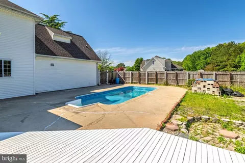 Exterior - 6957 Amber Fields Ct, Salisbury, MD 21804 photo 4 of 9