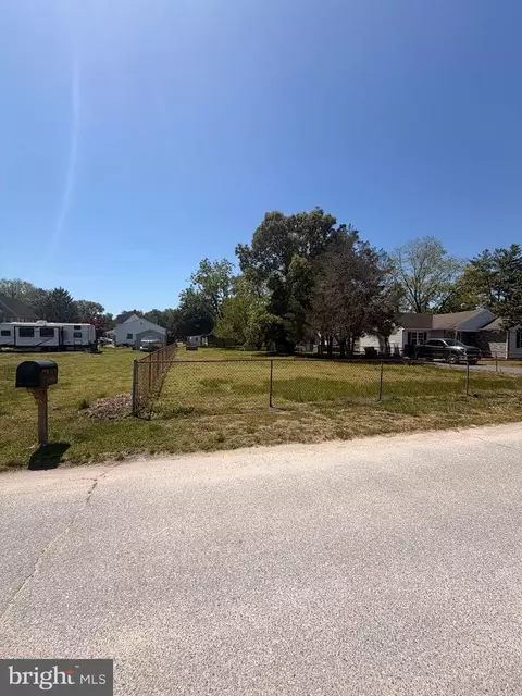 View/Area - 211 E Lillian St, Hebron, MD 21830 photo 1 of 1