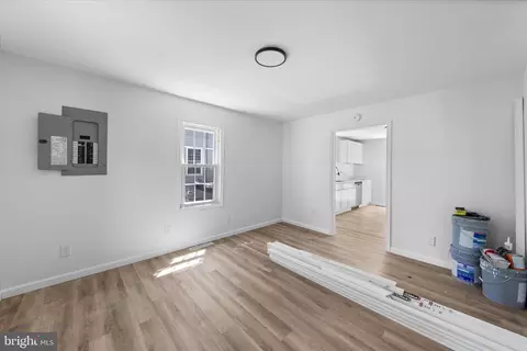 Entry Way - 226 North Blvd, Salisbury, MD 21801 photo 4 of 14