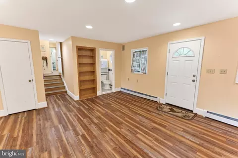 Living - 518 Loblolly Ln, Salisbury, MD 21801 photo 7 of 8