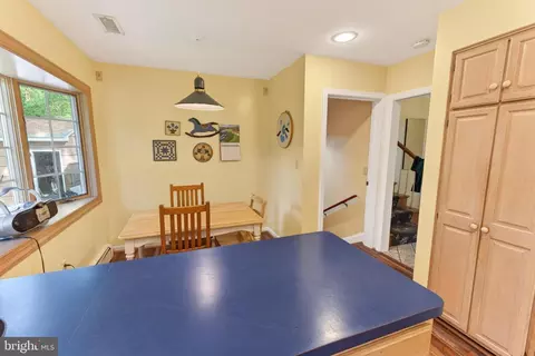 Entry Way - 518 Loblolly Ln, Salisbury, MD 21801 photo 5 of 10