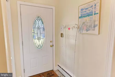 Entry Way - 518 Loblolly Ln, Salisbury, MD 21801 photo 2 of 10