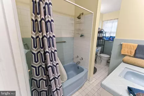 Bath - 518 Loblolly Ln, Salisbury, MD 21801 photo 8 of 8
