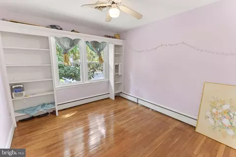 Bedroom - 518 Loblolly Ln, Salisbury, MD 21801 photo 6 of 12