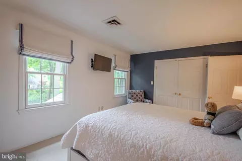 Bedroom - 29745 Jackson Rd, Salisbury, MD 21804 photo 8 of 10
