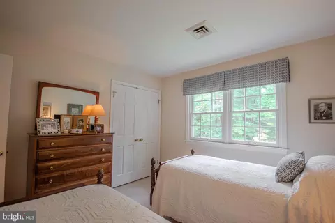 Bedroom - 29745 Jackson Rd, Salisbury, MD 21804 photo 5 of 10