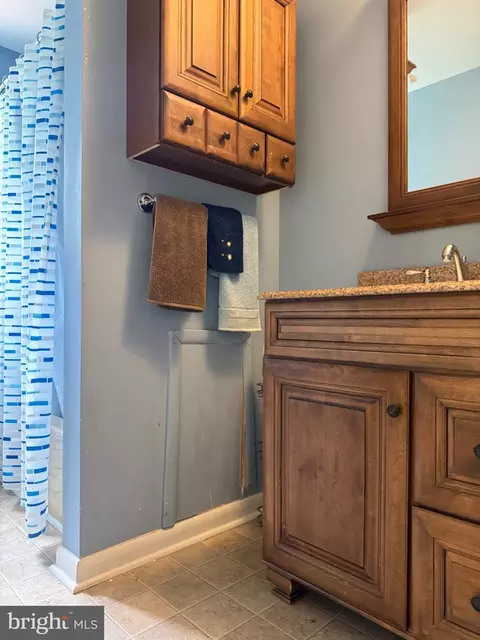 Bath - 1715 Emerson, Salisbury, MD 21801 photo 1 of 3