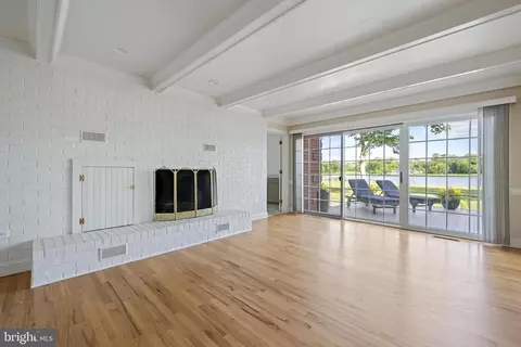 Living - 1113 Cotton Patch Island Is, Salisbury, MD 21801 photo 3 of 5