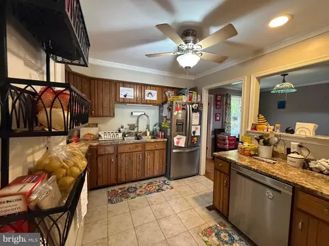 Kitchen - 1214 Johnson Rd, Salisbury, MD 21804 photo 2 of 3