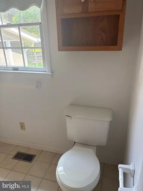 Bath - 207 Thrasher Way, Salisbury, MD 21804 photo 6 of 20
