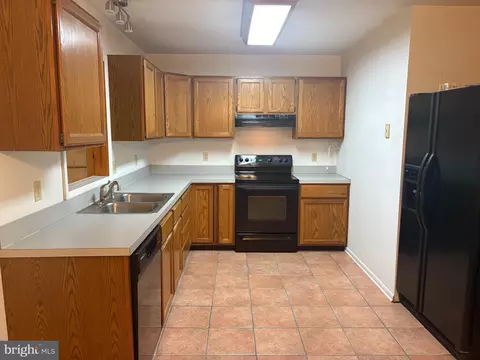 Kitchen - 207 Thrasher Way, Salisbury, MD 21804 photo 2 of 5