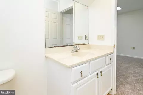 Bath - 1048 E Schumaker Manor Dr, Salisbury, MD 21804 photo 8 of 8
