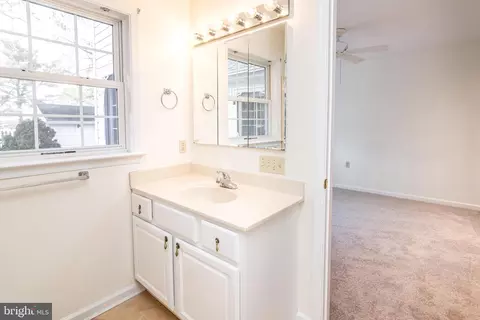 Bath - 1048 E Schumaker Manor Dr, Salisbury, MD 21804 photo 5 of 8