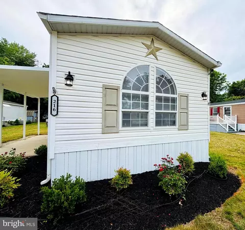 216 Sand Castle Blvd, Fruitland, MD 21826