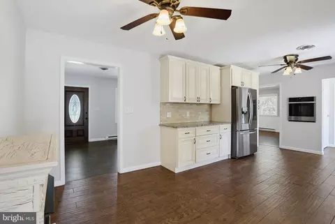 Entry Way - 103 Whayland Dr, Hebron, MD 21830 photo 1 of 5