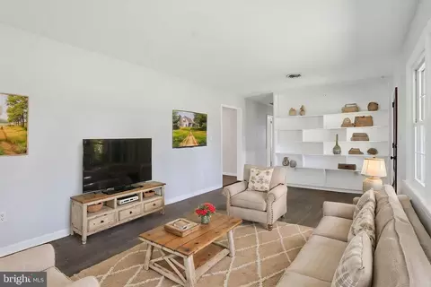 Living - 103 Whayland Dr, Hebron, MD 21830 photo 4 of 5