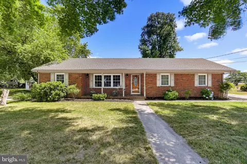 Exterior - 103 Whayland Dr, Hebron, MD 21830 photo 1 of 2