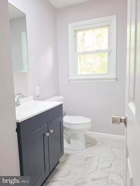 Bath - 1706 Samuel Ln, Salisbury, MD 21801 photo 6 of 6