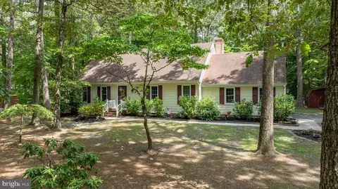 30436 W Rustic Dr, Salisbury, MD 21804
