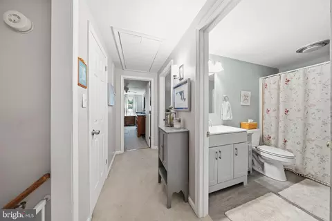 Entry Way - 30436 W Rustic Dr, Salisbury, MD 21804 photo 5 of 5