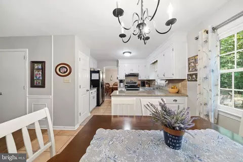 Dining - 30436 W Rustic Dr, Salisbury, MD 21804 photo 4 of 4