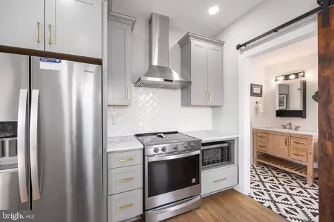 Kitchen - 23851 River St, Quantico, MD 21856 photo 5 of 5
