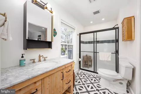Bath - 23851 River St, Quantico, MD 21856 photo 2 of 2