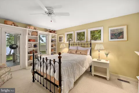 Bedroom - 28160 Riverside Drive Ext, Salisbury, MD 21801 photo 4 of 12