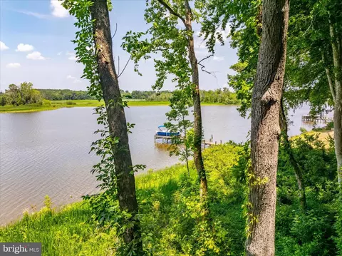 View/Area - 28160 Riverside Drive Ext, Salisbury, MD 21801 photo 5 of 12