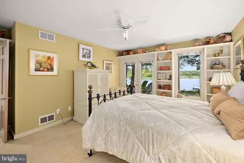 Bedroom - 28160 Riverside Drive Ext, Salisbury, MD 21801 photo 5 of 12
