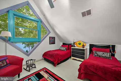 Bedroom - 28160 Riverside Drive Ext, Salisbury, MD 21801 photo 7 of 12