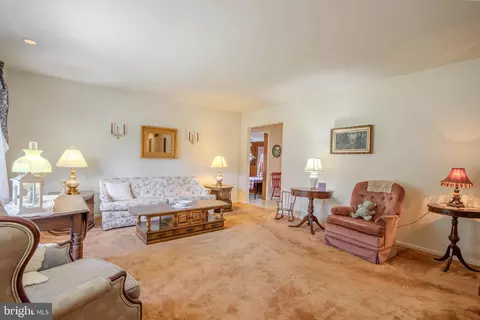 Living - 119 Hall Dr, Salisbury, MD 21804 photo 1 of 4