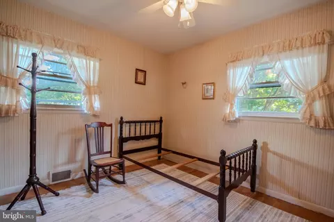 Bedroom - 119 Hall Dr, Salisbury, MD 21804 photo 4 of 7