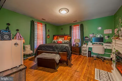 Bedroom - 726 Smith St, Salisbury, MD 21801 photo 3 of 5