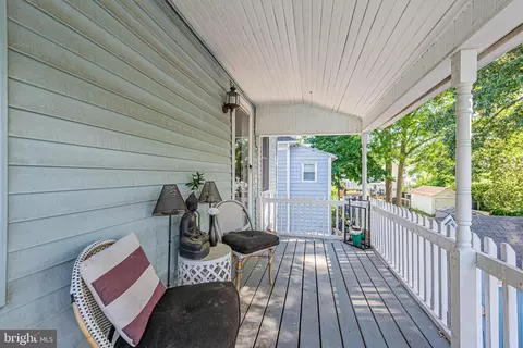 Exterior - 726 Smith St, Salisbury, MD 21801 photo 5 of 8