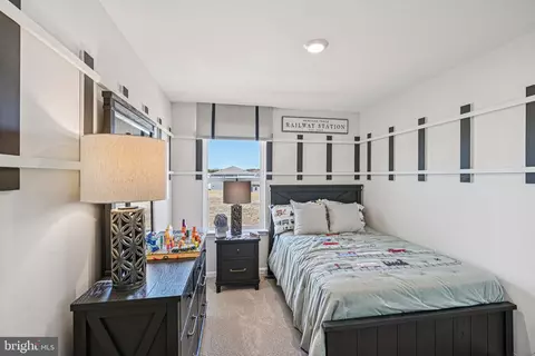 Bedroom - 1154 Fairview Ln, Salisbury, MD 21801 photo 1 of 7
