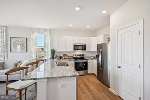 Kitchen - 1154 Fairview Ln, Salisbury, MD 21801 photo 1 of 1
