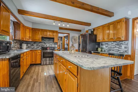 Kitchen - 4367 Sturbridge Dr, Salisbury, MD 21804 photo 2 of 2