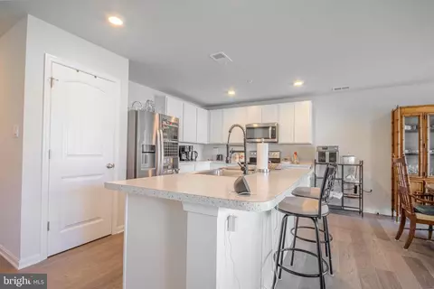Entry Way - 830 Tyne Loop, Salisbury, MD 21801 photo 3 of 10