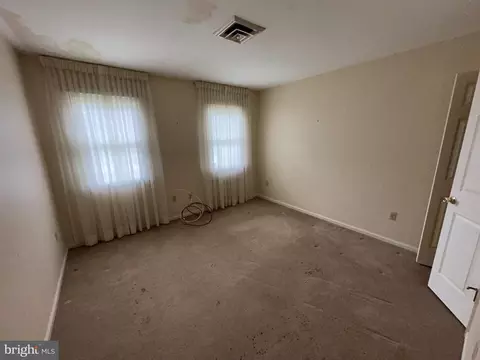 Bedroom - 3870 Five Friars Rd, Salisbury, MD 21804 photo 2 of 5
