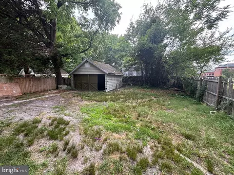 Exterior - 604 Light St, Salisbury, MD 21801 photo 2 of 8