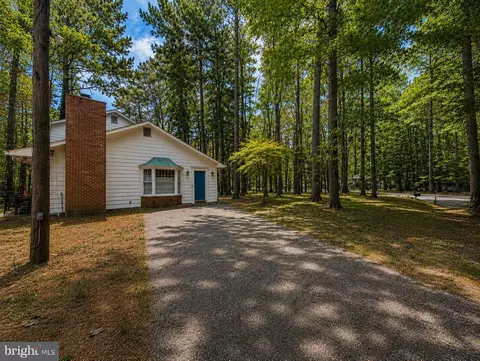 Exterior - 1802 Kipling Dr, Salisbury, MD 21801 photo 7 of 9