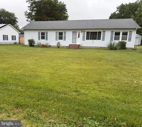 304 Calvin Dr, Salisbury, MD 21804